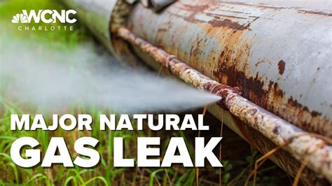 West W.T. Harris Blvd in Charlotte closed because of gas leak | wcnc.com