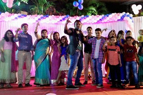 Anchor Emcee Sanjay Potdar - Entertainment - Sinhgad Road - Weddingwire.in
