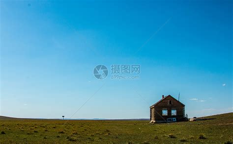 内蒙古草原上的小木屋高清图片下载-正版图片501185011-摄图网