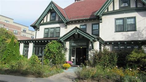 THE BERTRAM INN (Brookline) - B&B Reviews & Photos - Tripadvisor