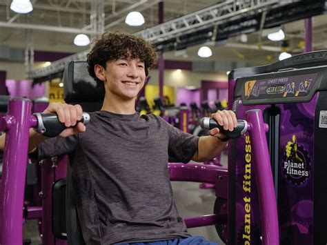 Chest Fly Machine Planet Fitness