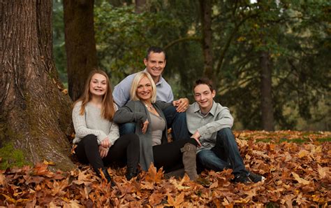 Best Background For Family Portraits at Christopher Hurtado blog