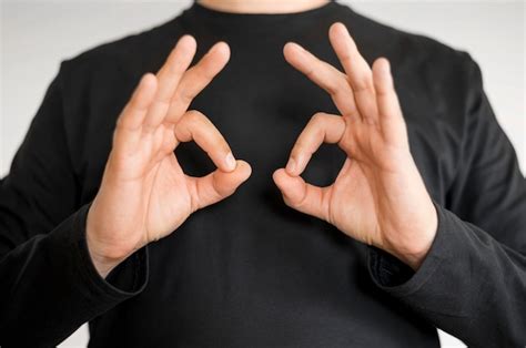 Quiet Sign Language 的图像结果
