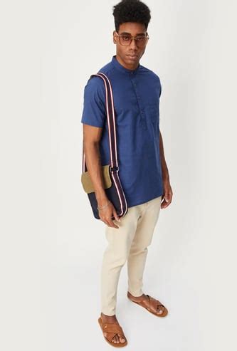 Kurtas for Men - Buy Men's Kurta Shirts Online in India | Max Fashion