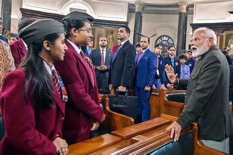 Modi explains to students about PM Suryagarh Yojana as tool to tackle ...