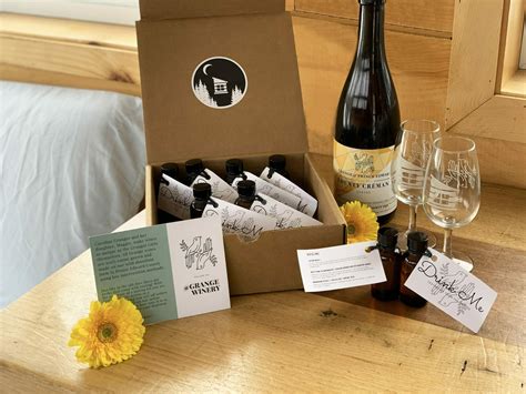 Packages & Experiences – Cabinscape