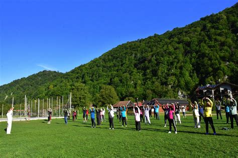 HOTEL CARPATHIA (Remeti) - Guesthouse Reviews, Photos, Rate Comparison ...