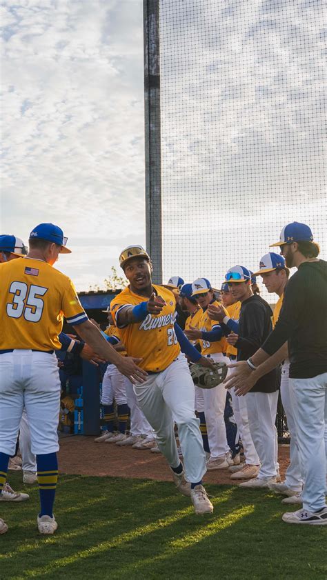 Cal State Bakersfield Baseball | Beautiful day at HARDT FIELD #TRU3T ...