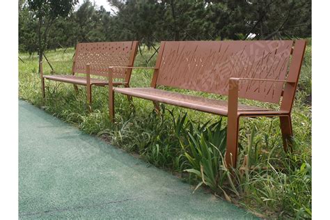 公园椅户外长椅广场庭院球场休闲椅防腐实木靠背长条椅铸铝长凳子-阿里巴巴
