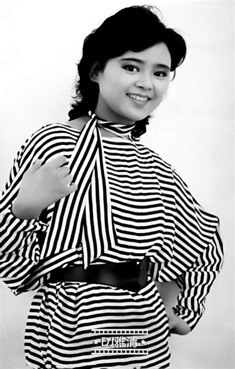 罕见老照片：80年代22位女星黑白照，个个花容月貌，张张美不胜收-笑奇网