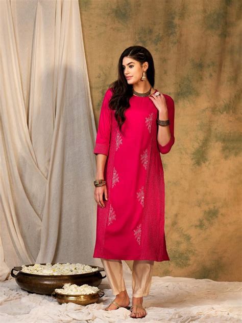 Indo Era 2434 Rayon Floral Yoke With Sequence Embroidered Kurta