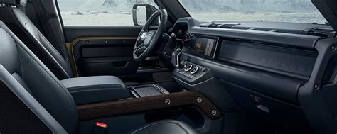 2020 Land Rover Defender Interior | Land Rover Monmouth