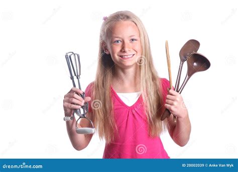 Child Cooking 的图像结果