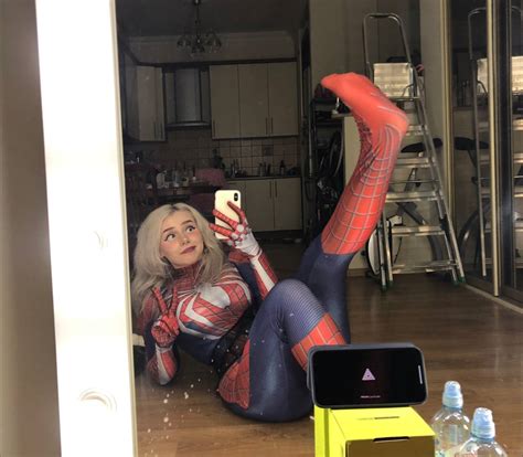 Sveta Sollar : r/svetasollarx