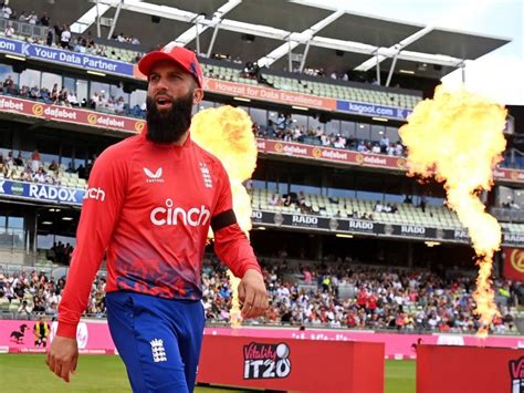 Video: Indian Fans Pass Racist Remarks At Moeen Ali After His Dismissal ...