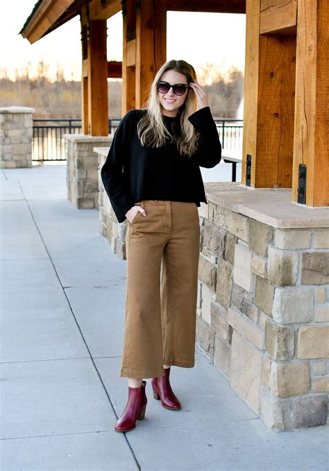 How to Style Wide Leg Crop Pants (7 Outfit Ideas!) | Cotton Cashmere ...