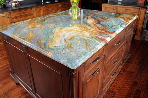 Kitchen island | mama | Granite kitchen, Kitchen island with granite ...