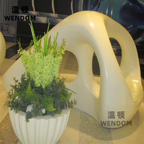玻璃钢摆件雕塑 - 深圳市海盛玻璃钢有限公司