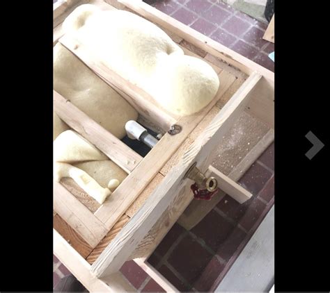Liquid Urethane Pour Foam - 4 Lb Density - TRUE COMPOSITES