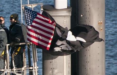 美军3艘宙斯盾舰出没中国南海 挂海盗旗[7]- 中国日报网