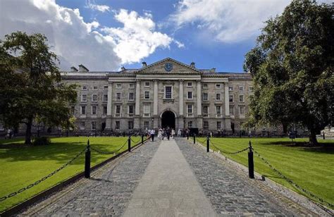 爱尔兰排名前十的大学有哪些？在世界排名又怎样？ - 知乎