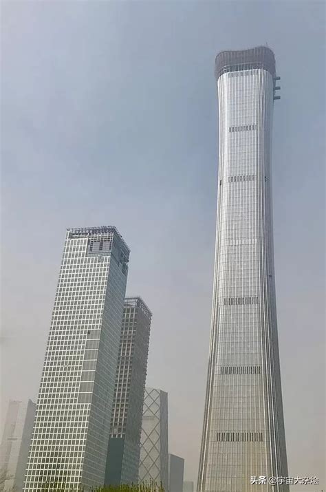 世界最高建筑排名一览 世界最高的20座摩天大楼图片-优刊号