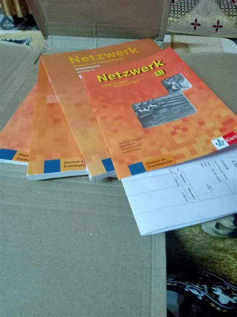 Netzwerk B1 Textbook + Workbook + Glossar + Intensivtrainer (CDs ...