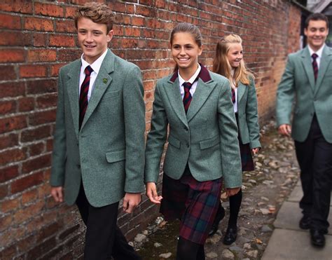 English in Britain - Boarding Schools UK and Ireland