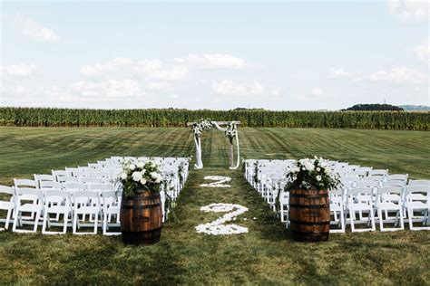Premier Barn Wedding Venue In PA | Pine Ridge Farm