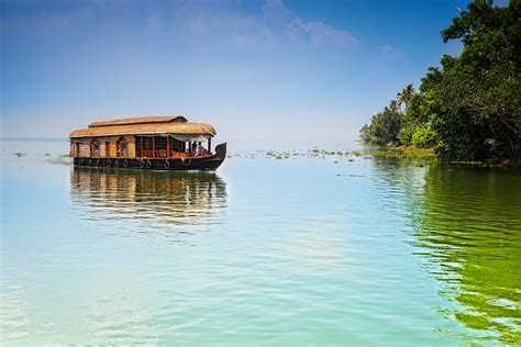 Travel - Your holistic middle east travel partner