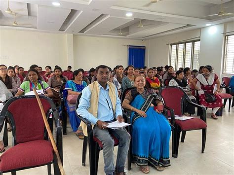 jamshedpur-graduate-college-ग्रैजुएट कॉलेज के बीएड विभाग में नेत्र जांच ...