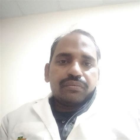 Rajnish - History teacher in Greater Noida - ₹600/h