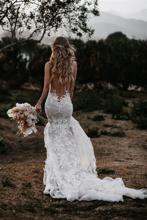 Low Back Mermaid Wedding Dresses