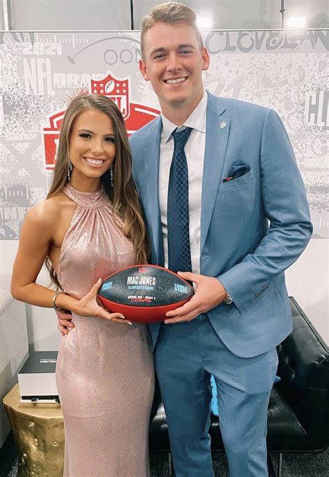 Sophie Scott's bikini post flooded with Mac Jones praise