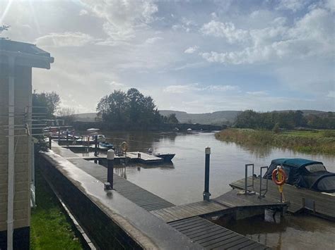 RIVERSIDE HOLIDAY PARK (Amberley, West Sussex) - Specialty Inn Reviews ...