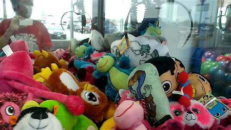 Pinnacle Claw Machine 的图像结果