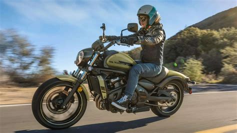 5 Cruiser Bikes In India With The Most Iconic Designs, Royal Enfield ...