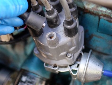 Image result for Remove Stuck Distributor From Block