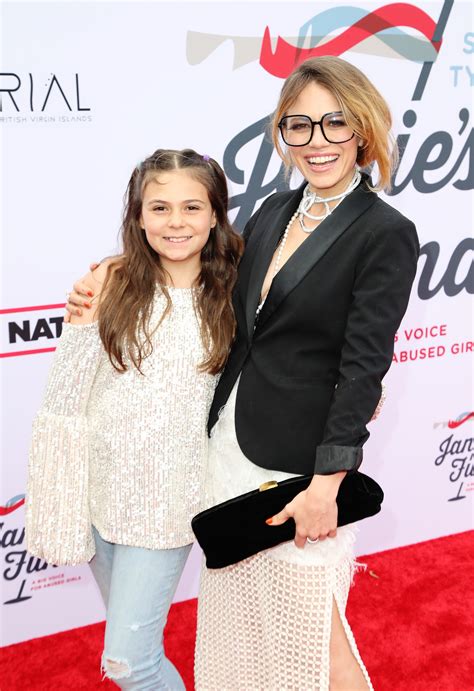 Bethany Joy Lenz's Daughter, Maria Rose Galeotti, Got the Acting Bug ...