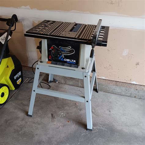 DELTA SHOPMASTER TABLE SAW | EstateSales.org