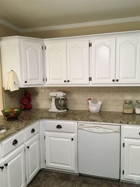 Paint Oak Cabinets White How To Paint Your Upper Cabinets White
