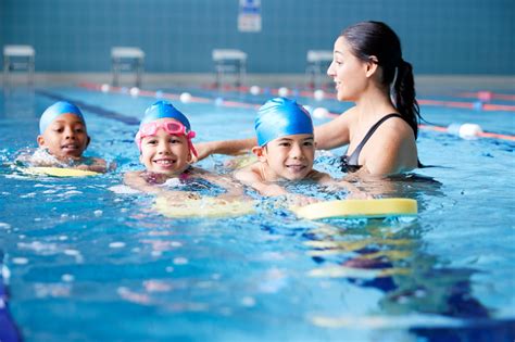 Swimming Lessons 的图像结果