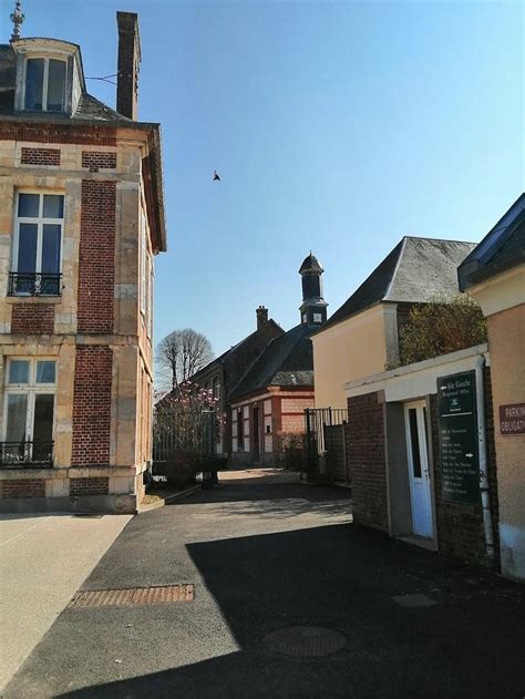 CHÂTEAU DE CHANTEREINE (Criel-sur-Mer) - Inn Reviews & Photos - Tripadvisor