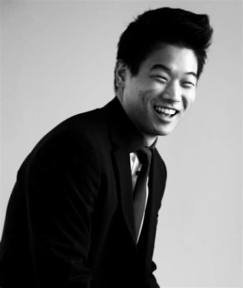 Ki Hong Lee - Movies, Bio and Lists on MUBI