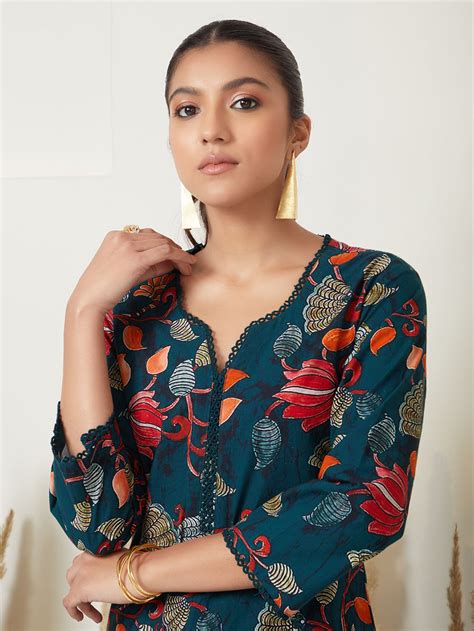 OMG Deals - Flat 50% Off - Women Fashion Deal - The Loom