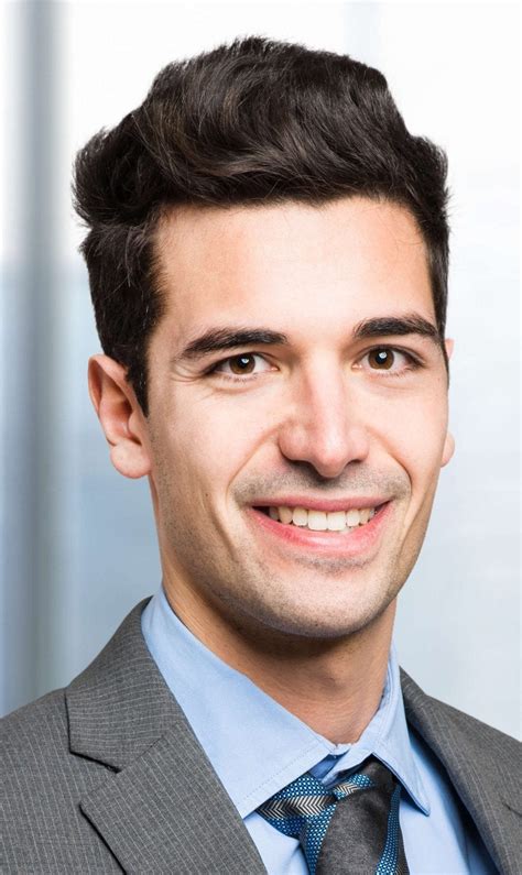 Business Casual Men Hairstyles 的图像结果