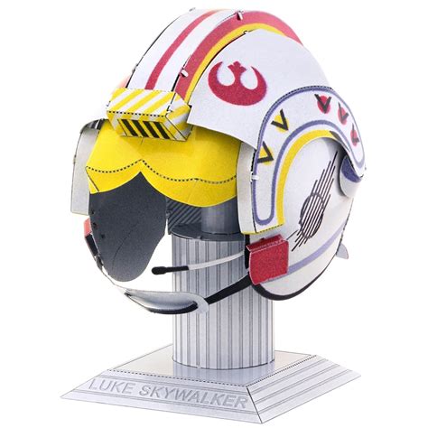 STAR WARS Luke Skywalker Helmet | Metal Earth MMS318