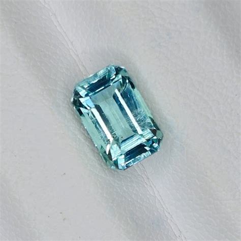 No reserve price Emerald - 2.45 ct - International Gemological ...