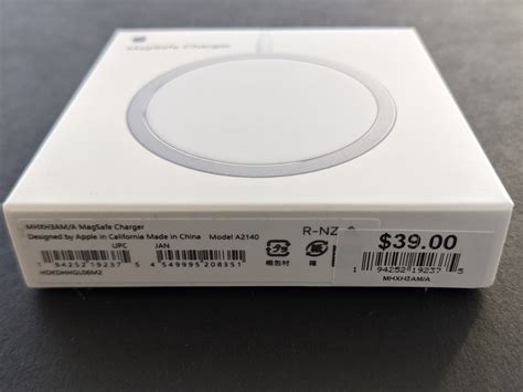 Resultado de imagen de magsafe charger apple carplay