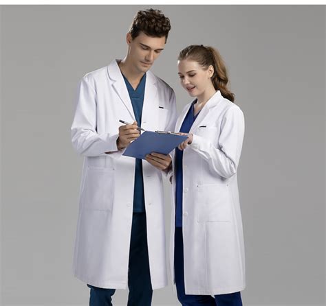 医护人员服装穿着要求与标准- 大连工作服定做 - 大连思戴尔服饰有限公司